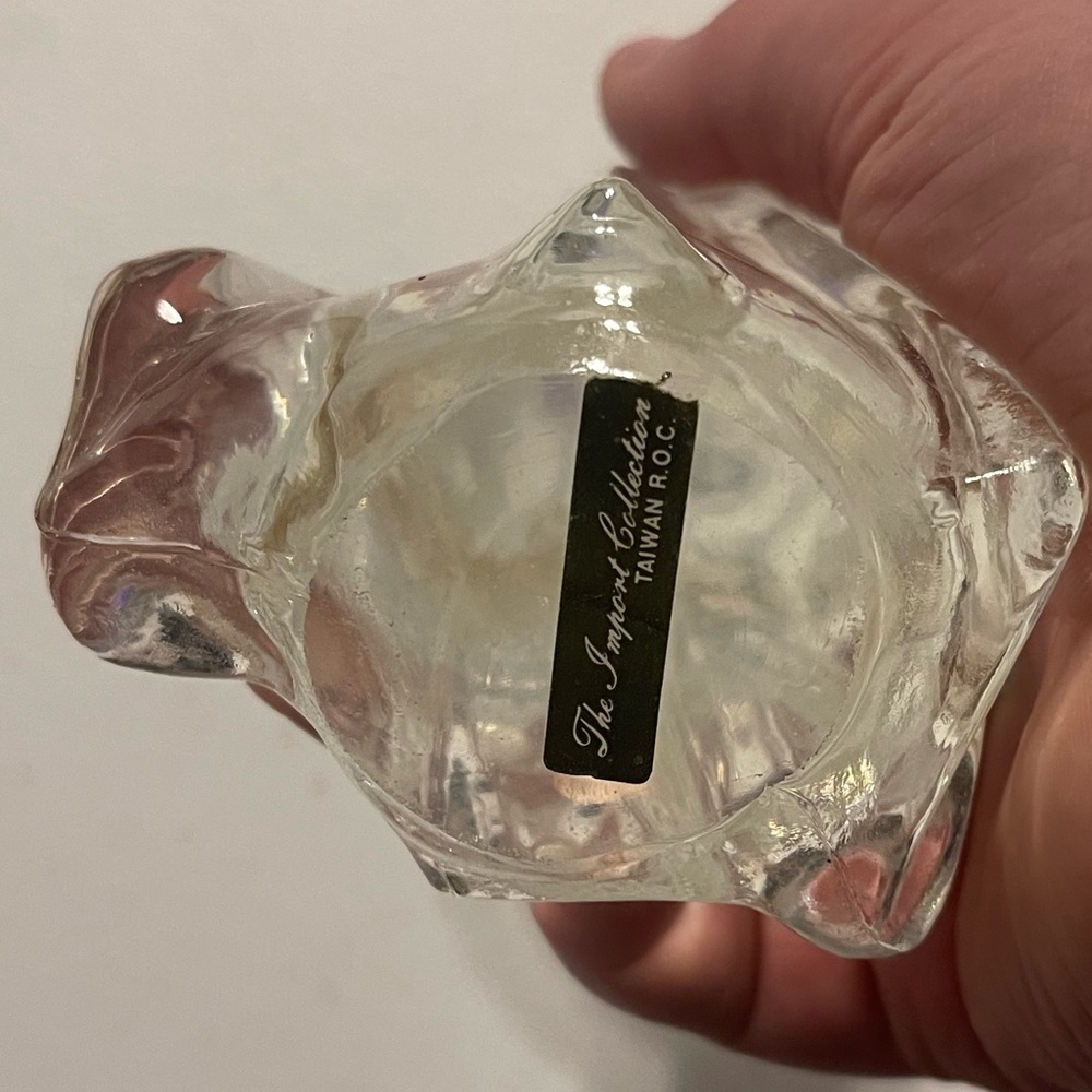 The Import Collection — Made in Taiwan R.O.C Glass Angel - Picture 9 of 9